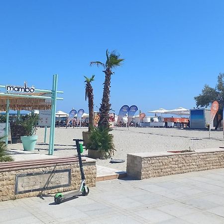 Luxury Promenada Apartment - Frontal Beachfront Mamaia Nord Năvodari Εξωτερικό φωτογραφία