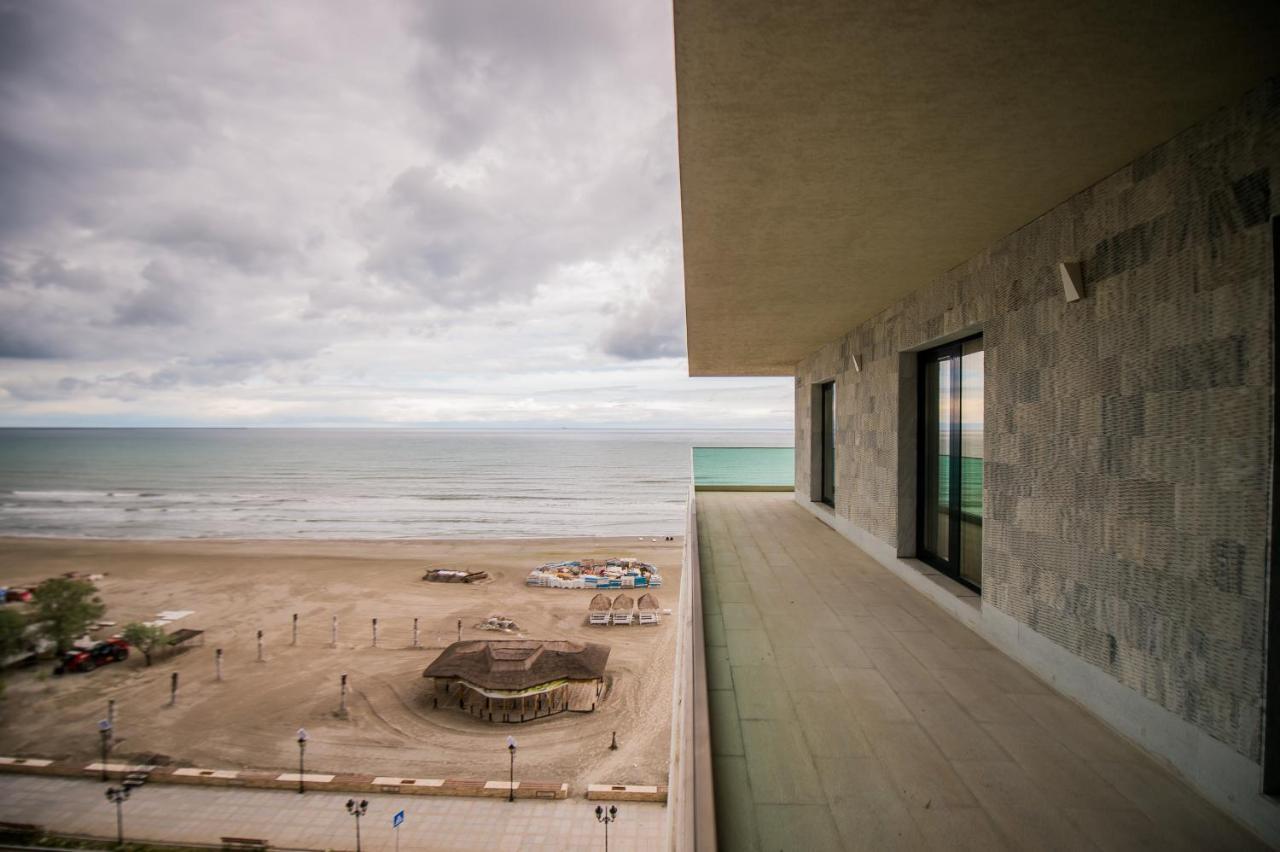 Luxury Promenada Apartment - Frontal Beachfront Mamaia Nord Năvodari Εξωτερικό φωτογραφία