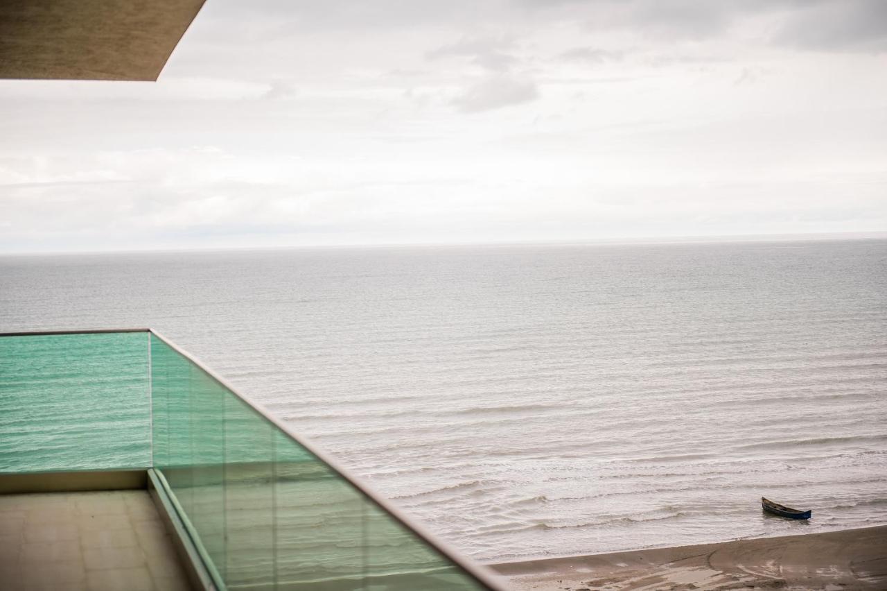 Luxury Promenada Apartment - Frontal Beachfront Mamaia Nord Năvodari Εξωτερικό φωτογραφία
