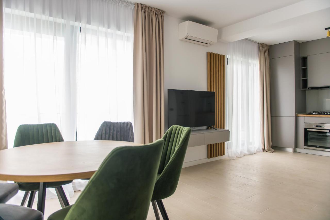 Luxury Promenada Apartment - Frontal Beachfront Mamaia Nord Năvodari Εξωτερικό φωτογραφία