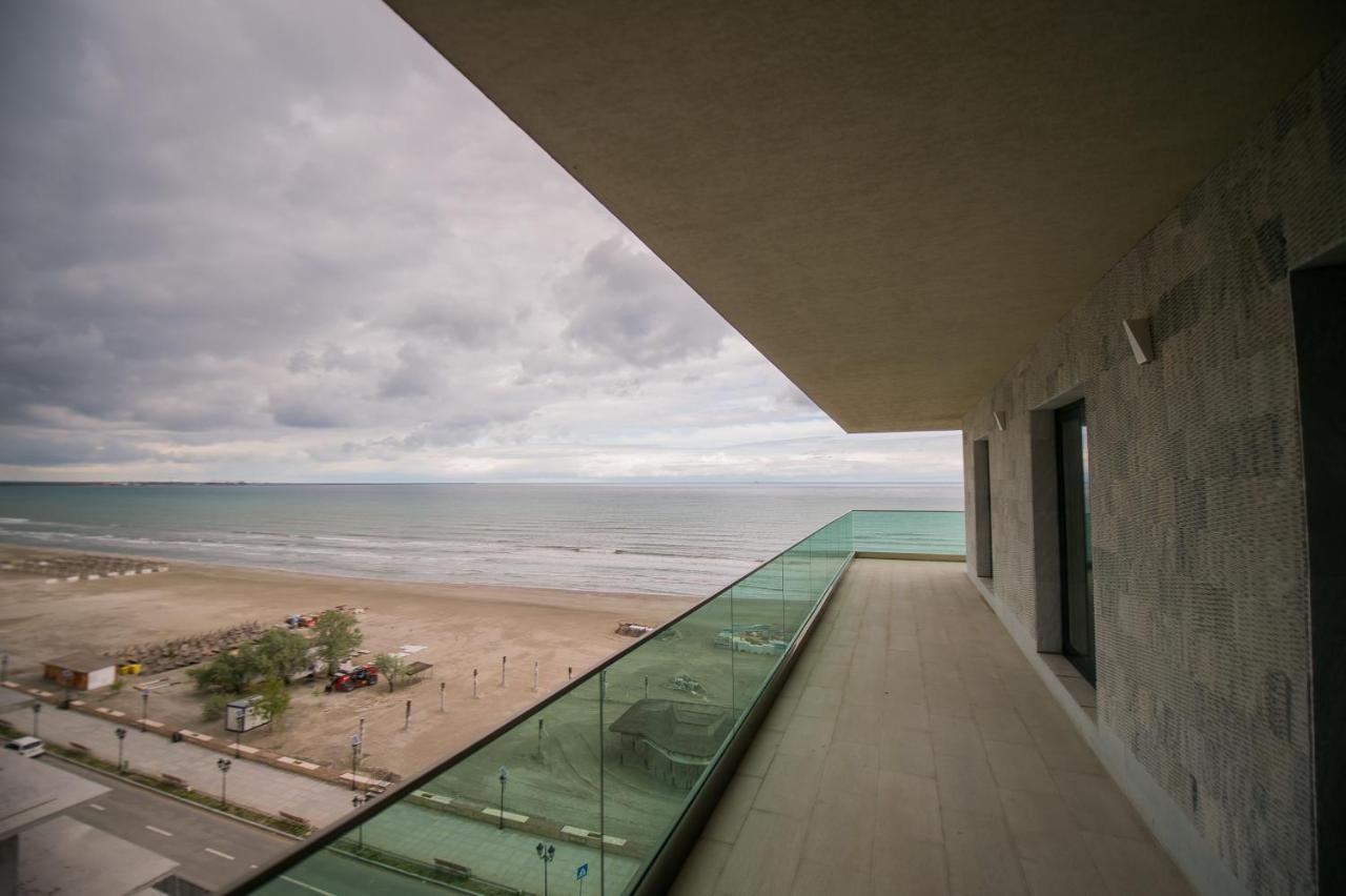 Luxury Promenada Apartment - Frontal Beachfront Mamaia Nord Năvodari Εξωτερικό φωτογραφία